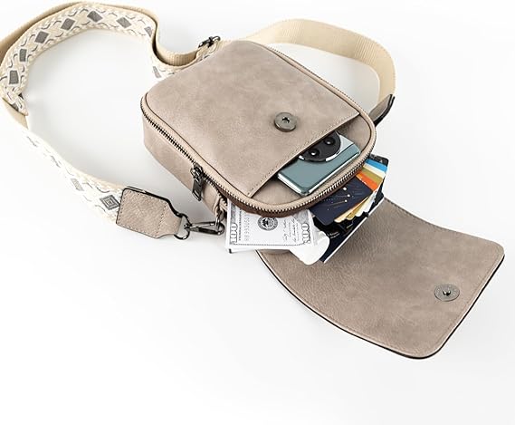 Bolsa Transversal Feminina em Couro PU com Bloqueio RFID - Image 4