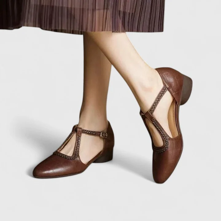 Delphine | Sandálias Planas Elegantes - Image 3