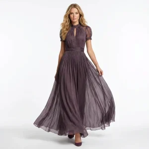 Anaberta | Vestido Longo com Decote Baixo